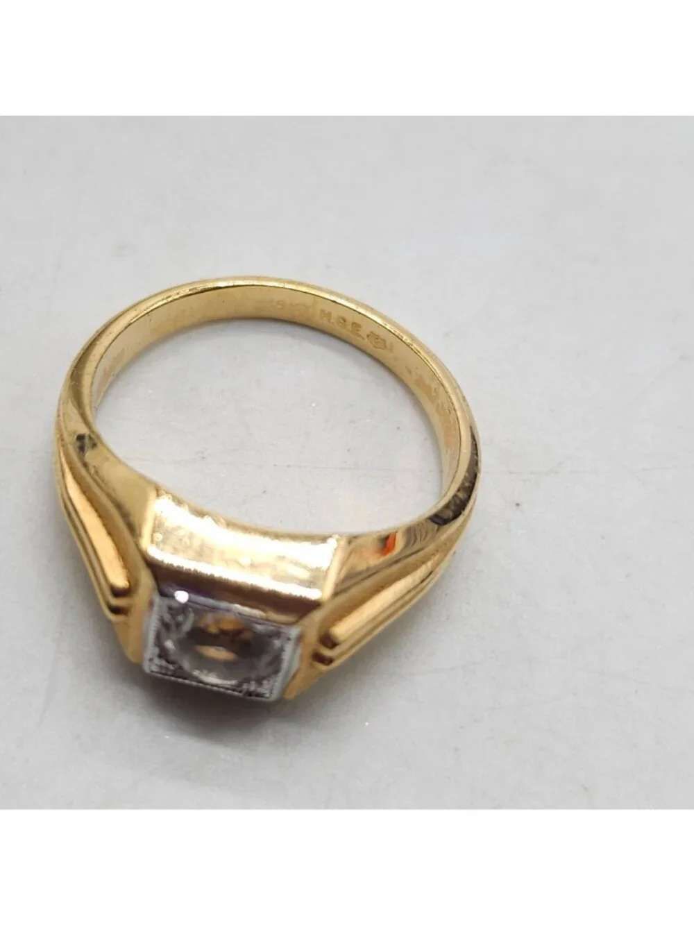 Vintage Karatclad Mens Ring With Clear Stone 18K HGE Marked Size 10.5 Textured